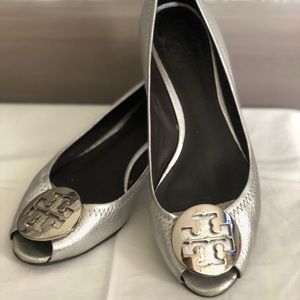 Gorgeous Tory Burch flats!
